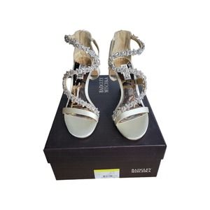 Badgley Mischka Womens Bennet Sandals White Satin Wedge Heels Rhinestone 7 New